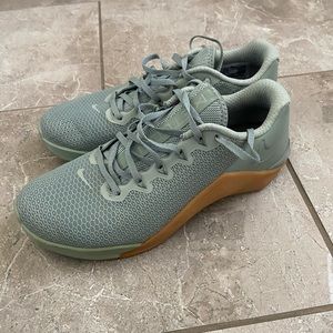Nike metcon men’s size 8.5